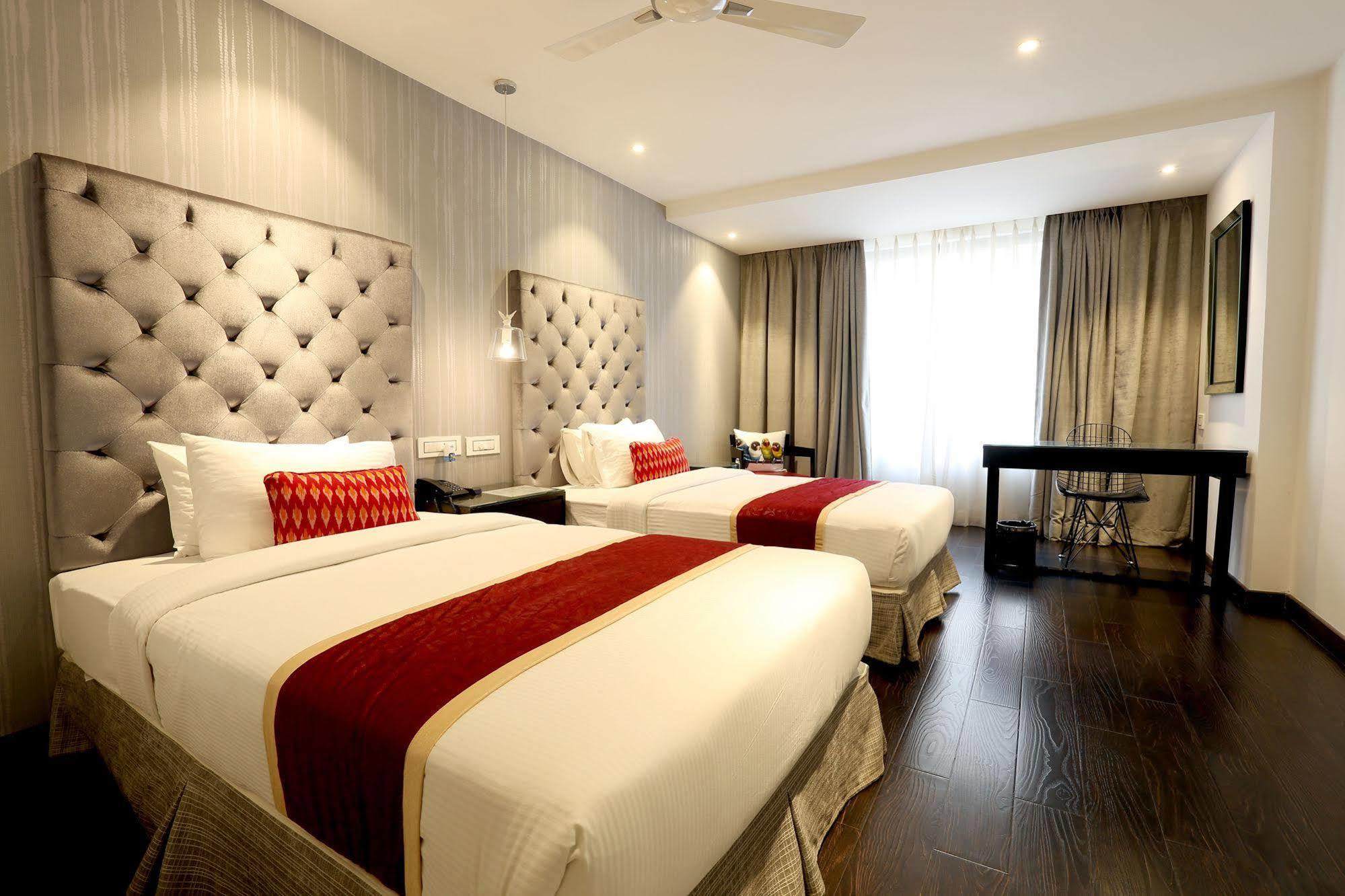 Hotel Deccan Serai, Hitec City, היידראבד מראה חיצוני תמונה