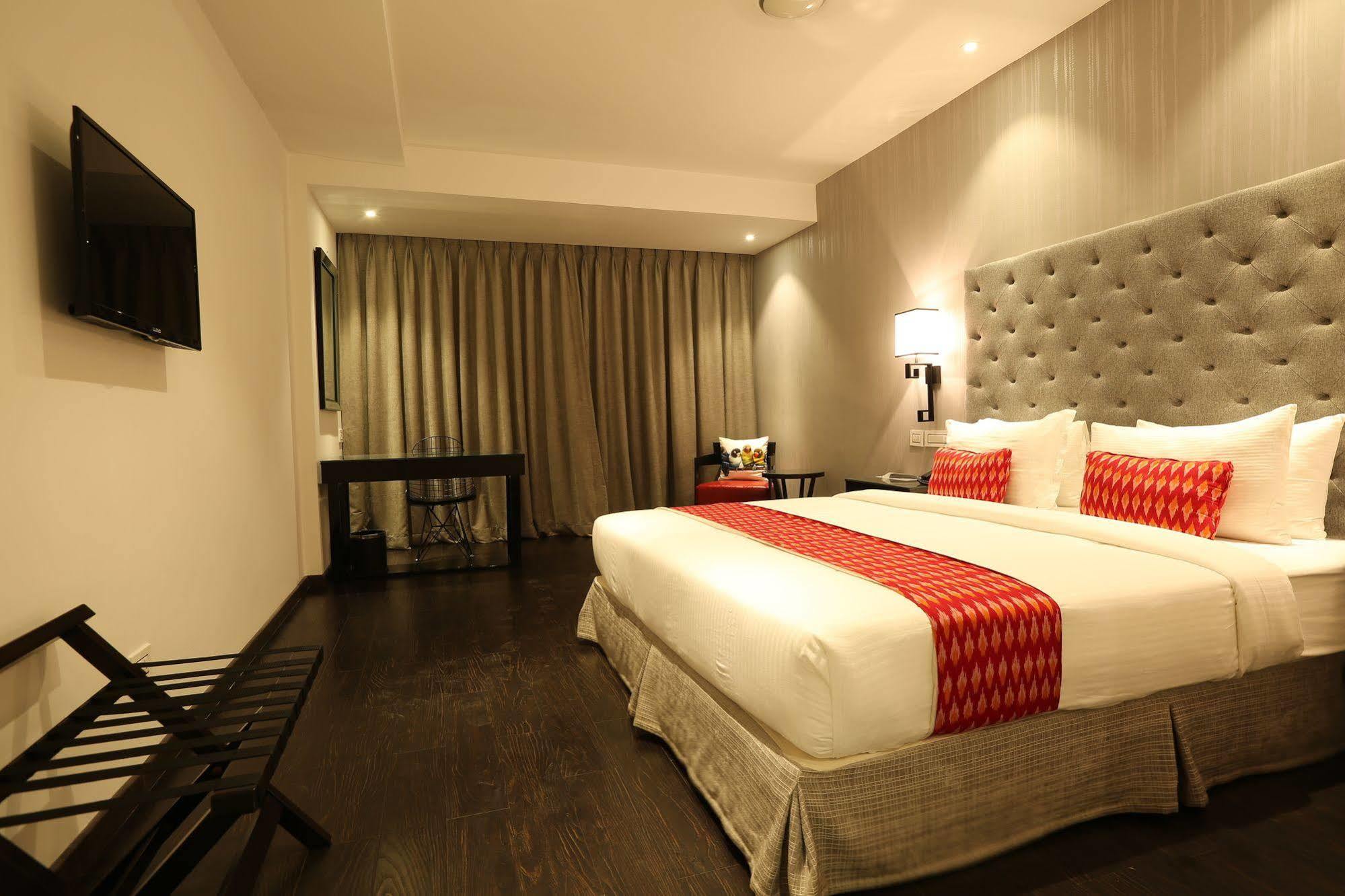 Hotel Deccan Serai, Hitec City, היידראבד מראה חיצוני תמונה