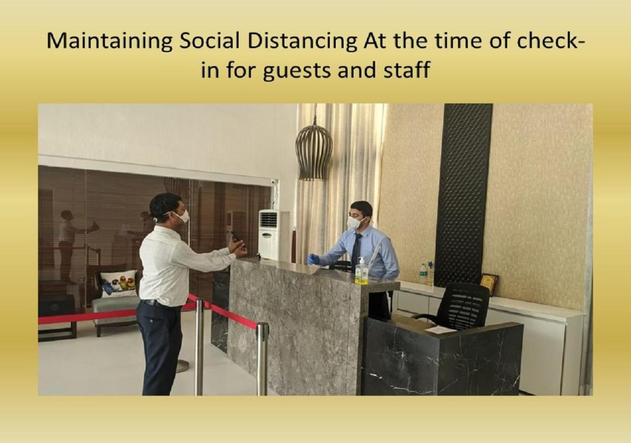 Hotel Deccan Serai, Hitec City, היידראבד מראה חיצוני תמונה
